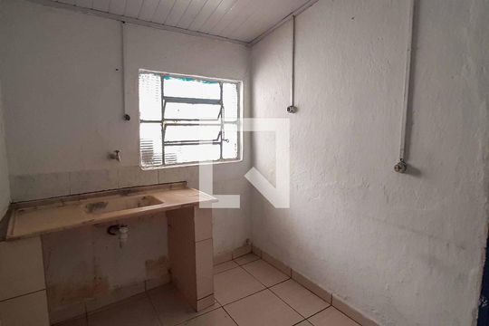 Cozinha de casa para alugar com 1 quarto, 72m² em Helena Maria, Osasco