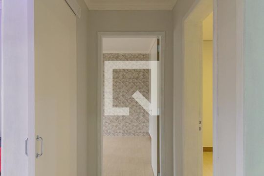Corredor de casa à venda com 3 quartos, 125m² em Bairro Fátima, Canoas