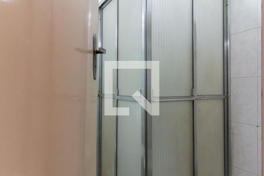 Banheiro de apartamento à venda com 2 quartos, 84m² em Água Branca, São Paulo