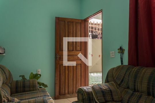 Casa à venda com 2 quartos, 150m² em Conjunto Habitacional Calux, São Bernardo do Campo