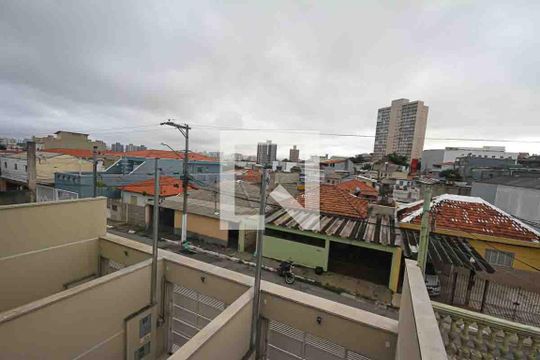 Vista de casa à venda com 3 quartos, 115m² em Parque Independencia, São Paulo