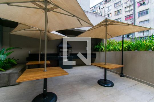 Área comum - Churrasqueira de kitnet/studio para alugar com 1 quarto, 24m² em Sé, São Paulo