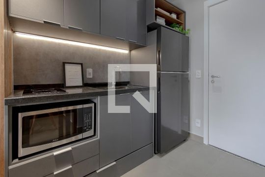 Cozinha de kitnet/studio à venda com 1 quarto, 27m² em Jardim das Acacias, São Paulo