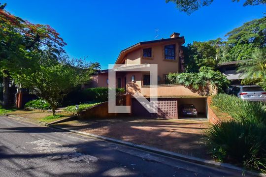 Fachada de casa para alugar com 4 quartos, 1000m² em Jardim Viana, São Paulo