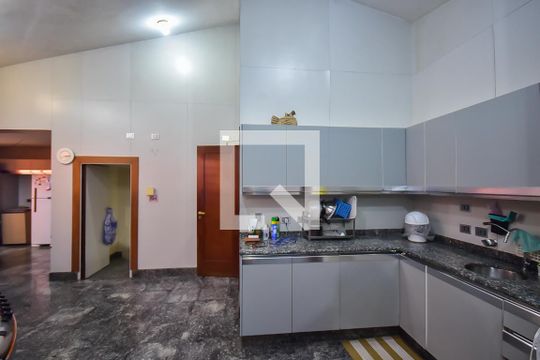 Cozinha de casa para alugar com 4 quartos, 1000m² em Jardim Viana, São Paulo