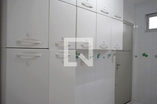 Cozinha de apartamento à venda com 2 quartos, 70m² em Jardim America, São Paulo