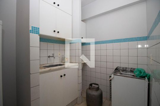Kitnet de kitnet/studio para alugar com 0 quarto, 23m² em Cln 313, Brasília