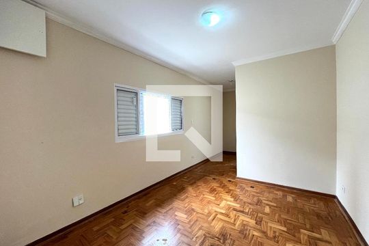 Suite de casa à venda com 5 quartos, 200m² em Campo Belo, São Paulo