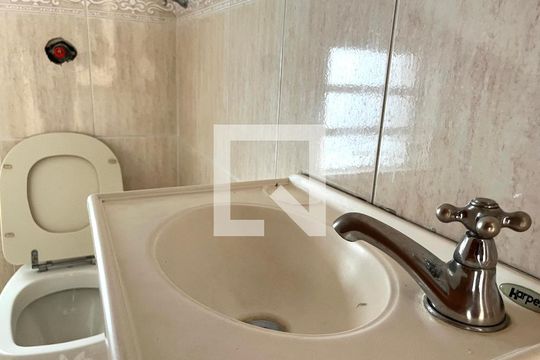 Lavqbo de casa à venda com 5 quartos, 200m² em Campo Belo, São Paulo