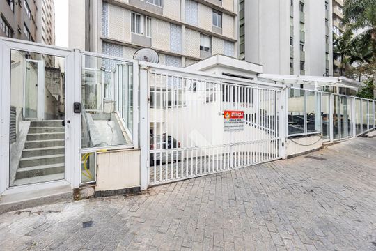 Fachada de apartamento à venda com 2 quartos, 97m² em Jardim Paulista, São Paulo