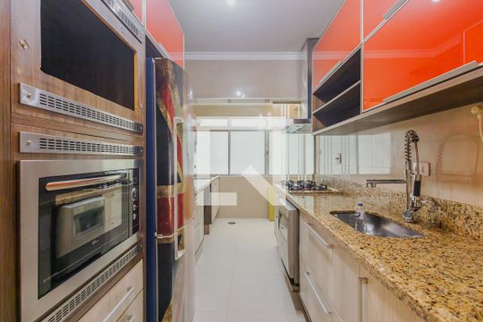 Cozinha de apartamento à venda com 2 quartos, 97m² em Jardim Paulista, São Paulo