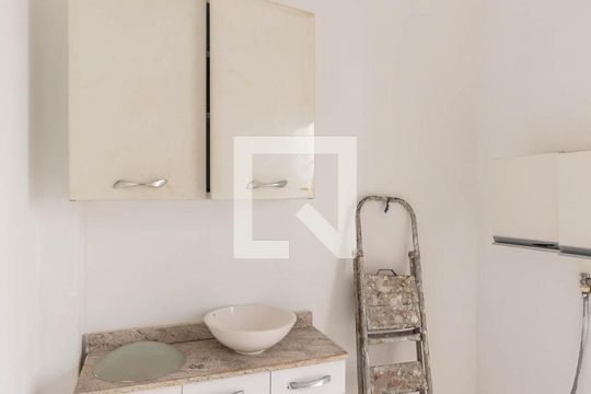 Quarto de Serviço de apartamento para alugar com 3 quartos, 90m² em Grajaú, Rio de Janeiro