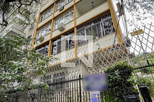 Plaquinha  de apartamento para alugar com 3 quartos, 90m² em Grajaú, Rio de Janeiro