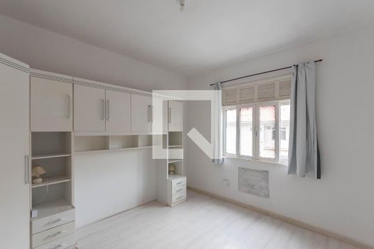 Quarto 1 de apartamento para alugar com 3 quartos, 90m² em Grajaú, Rio de Janeiro
