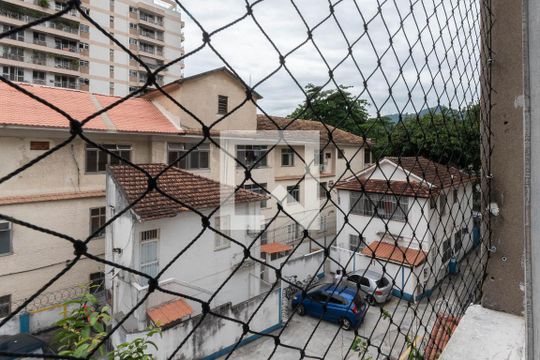 Vista de apartamento para alugar com 3 quartos, 90m² em Grajaú, Rio de Janeiro