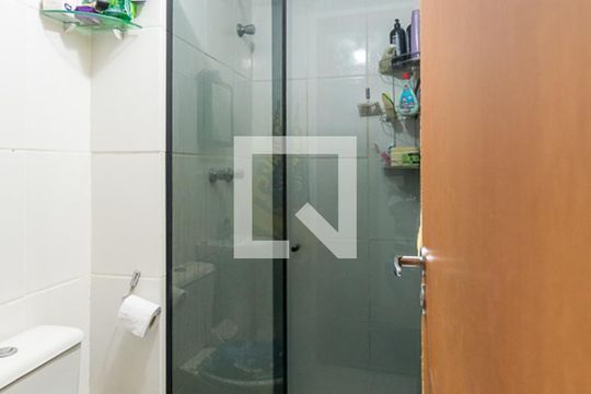 Banheiro da Suíte de apartamento para alugar com 2 quartos, 48m² em Irajá, Rio de Janeiro