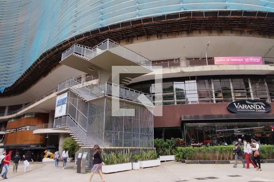 Fachada de apartamento para alugar com 1 quarto, 67m² em Centro Histórico de São Paulo, São Paulo