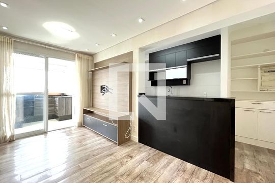 Sala de apartamento para alugar com 2 quartos, 67m² em Vila Santa Catarina, São Paulo