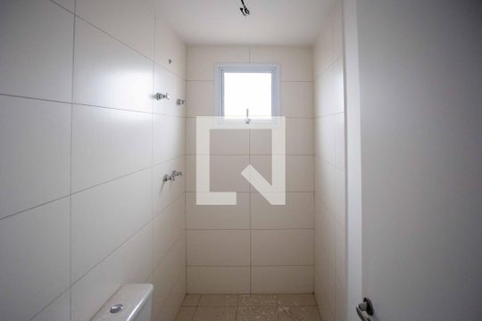 Banheiro da Suíte de apartamento à venda com 2 quartos, 55m² em Centro, Diadema