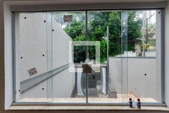 Sala de casa à venda com 2 quartos, 127m² em Piqueri, São Paulo