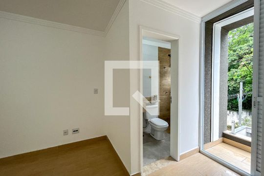 Suíte 1 de casa à venda com 2 quartos, 127m² em Piqueri, São Paulo