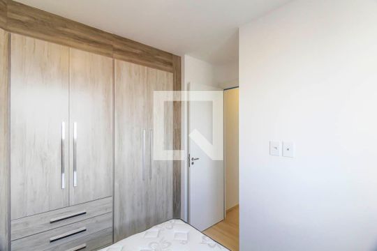 Quarto 1 de apartamento para alugar com 2 quartos, 44m² em Vila Prudente, São Paulo