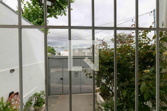 Vista Sala de casa à venda com 2 quartos, 80m² em Itapoã, Belo Horizonte