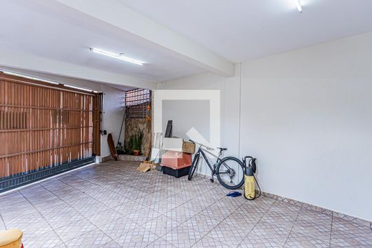 Garagem de casa para alugar com 3 quartos, 280m² em Vila Picinin, São Paulo