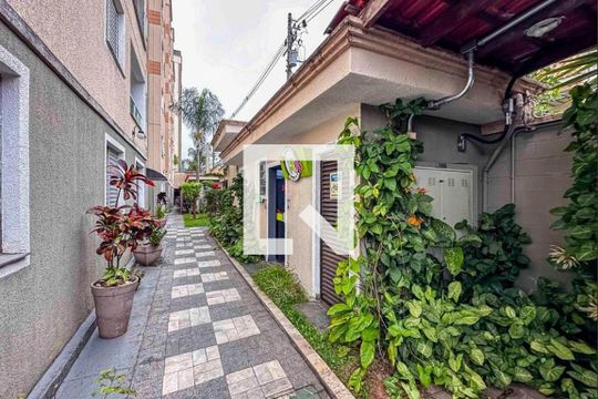 Área comum de apartamento para alugar com 2 quartos, 52m² em Parque São Vicente, Santo André