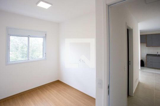 Quarto 1 de apartamento para alugar com 2 quartos, 45m² em Centro, Diadema