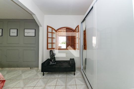 Suíte de casa à venda com 4 quartos, 360m² em Nova Suíça, Belo Horizonte
