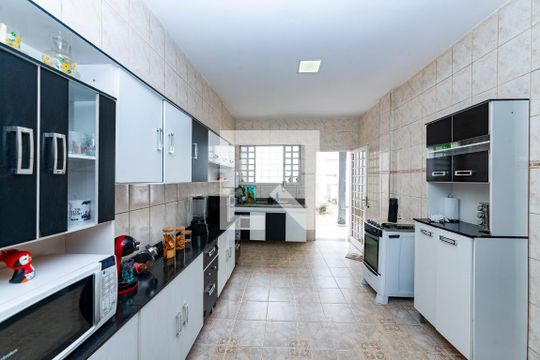 Cozinha de casa à venda com 4 quartos, 360m² em Nova Suíça, Belo Horizonte