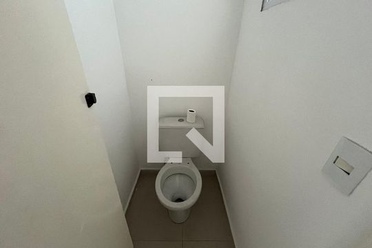 Lavabo de casa de condomínio para alugar com 2 quartos, 68m² em Vila Urupes, Suzano