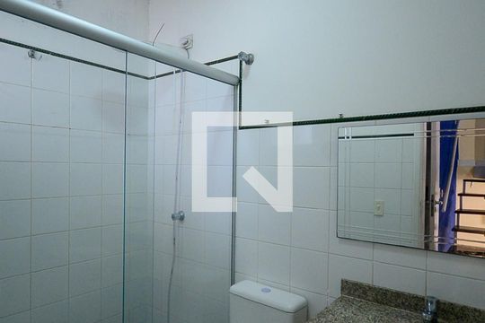 Banheiro Social de casa de condomínio à venda com 3 quartos, 105m² em Vila Moraes, São Paulo