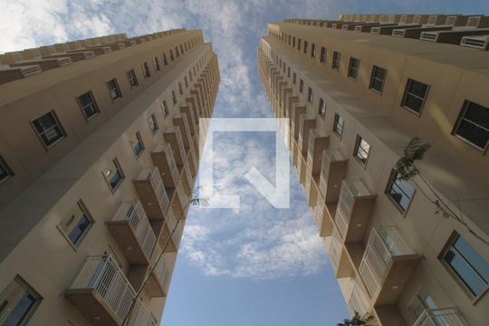 Fachada de apartamento para alugar com 2 quartos, 36m² em Socorro, São Paulo