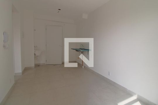 Sala de apartamento para alugar com 2 quartos, 36m² em Socorro, São Paulo