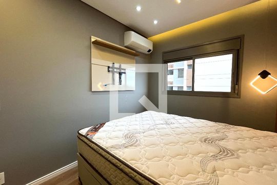 Suíte de apartamento para alugar com 1 quarto, 29m² em Jardim Prudência, São Paulo