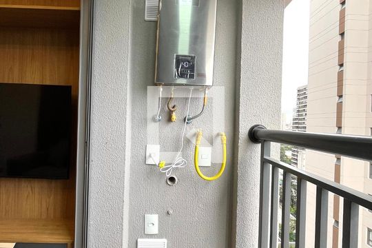 Varanda Sala/Cozinha de apartamento para alugar com 1 quarto, 29m² em Jardim Prudência, São Paulo