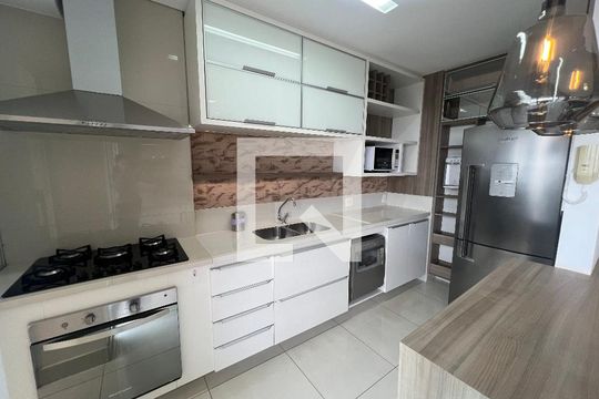 Cozinha de apartamento à venda com 2 quartos, 78m² em Vila da Serra, Nova Lima