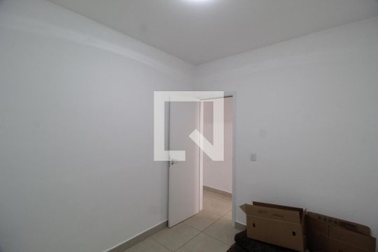 Quarto 2 de apartamento para alugar com 3 quartos, 70m² em Laranjeiras, Uberlândia