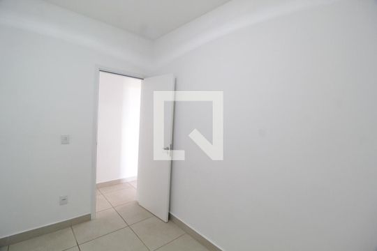 Quarto 1 de apartamento para alugar com 3 quartos, 70m² em Laranjeiras, Uberlândia