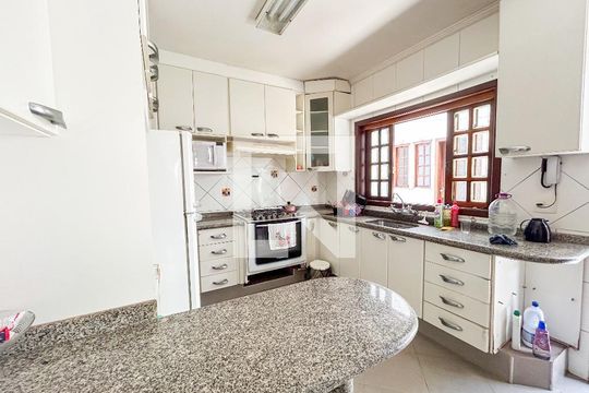Cozinha de casa à venda com 5 quartos, 300m² em Jardim Los Angeles, São Paulo