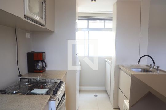 Cozinha de apartamento para alugar com 1 quarto, 39m² em Vila Clementino, São Paulo