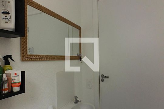 Banheiro Social de apartamento à venda com 2 quartos, 42m² em Jardim Sao Saverio, São Paulo