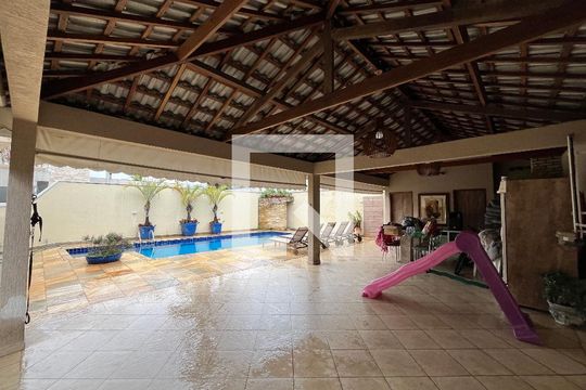 Área comum de casa de condomínio para alugar com 3 quartos, 320m² em Jardim Res. Suzano, Suzano