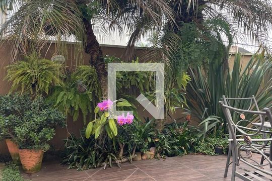 Área comum de casa de condomínio para alugar com 3 quartos, 320m² em Jardim Res. Suzano, Suzano