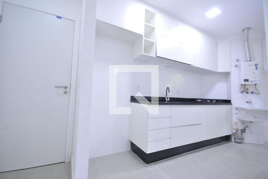 Cozinha de apartamento para alugar com 2 quartos, 65m² em Parque Novo Mundo, São Paulo
