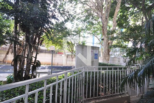 Vista do Quarto  de apartamento para alugar com 2 quartos, 65m² em Parque Novo Mundo, São Paulo