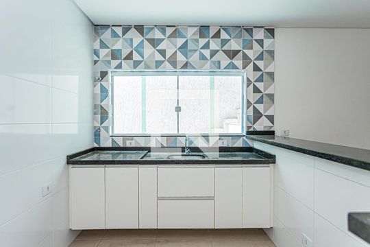 Cozinha de casa para alugar com 2 quartos, 92m² em Jardim Sao Jose, São Paulo