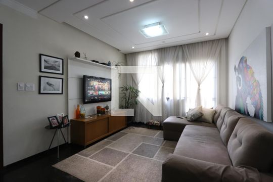 Casa à venda com 3 quartos, 100m² em Vila Zelina, São Paulo